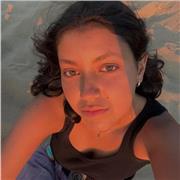 Donne des cours de soutien scolaire au élèves de primaire jusqu’au collège